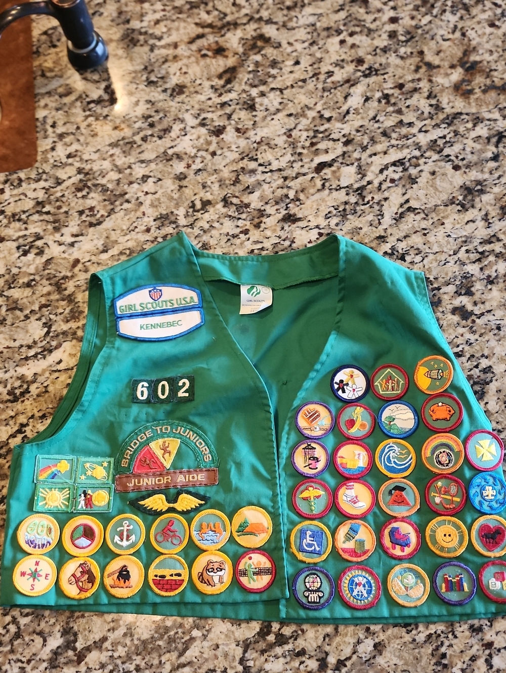 Girls' Junior Green Badge Vest - 602 Bridge to Juniors